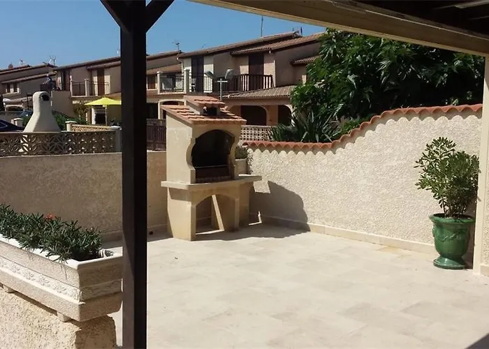 Villa Domaine De A 600m De La Plage, Belle Climatisee 3 Chambres, 5 Couchages Terrasse Wifi, Acces Payant Pour Les Animations Et Piscines Lrpdse3 Portiragnes